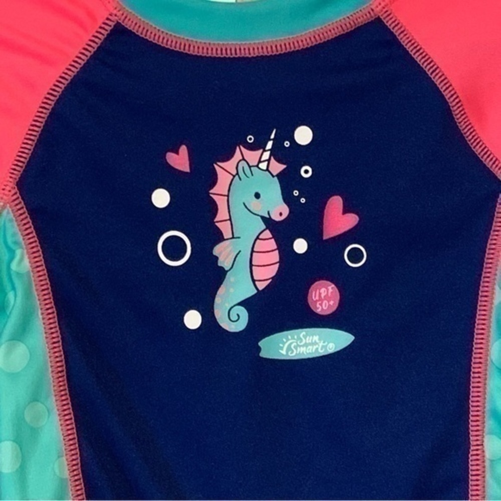 NWT. SUN SMART Rashguard - Picture 3 of 5